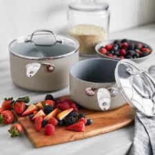 A saucepan covered with its lid.