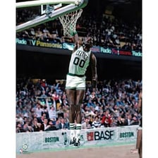 Robert Parish in a Boston Celtics uniform.