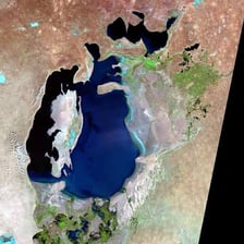 An aerial view of the North Aral Sea.