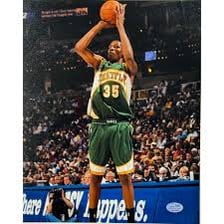Kevin Durant on a basketball court