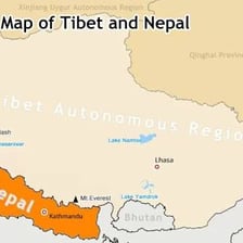 A map showing Tibet immediately north of Nepal.