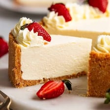 A chilled no-bake cheesecake.