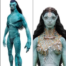 A blue-skinned Na’vi character from Avatar