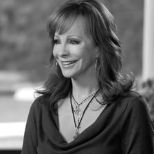 A portrait of country singer Reba McEntire.