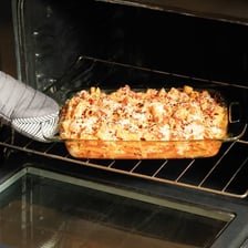 Pyrex glass baking dishes used for baking