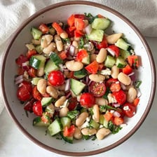 White cannellini beans in a bowl.