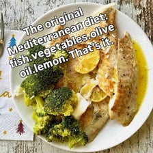 A meal featuring vegetables, olive oil, grains, and other foods associated with the Mediterranean diet.