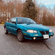 A Pontiac Grand Am automobile.