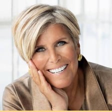A portrait of personal-finance expert Suze Orman.