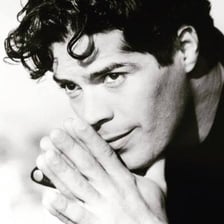 Portrait of actor Esai Morales