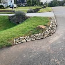 A road passing around the edge of an obstacle.