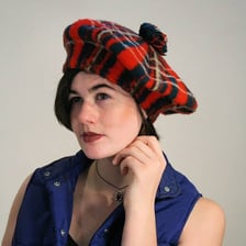 A traditional Scottish tam-o’-shanter cap.