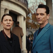 Promotional image for the series “The Beast in Me,” starring Claire Danes and Matthew Rhys.
