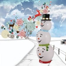 A traditional three-part snowman with its head as the top sphere.