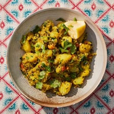 A bowl of spiced Indian aloo masala potatoes
