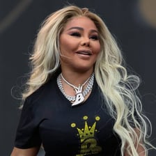 Portrait of rapper Lil Kim