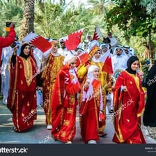 People in Bahrain wearing traditional clothing