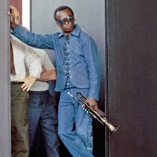 A vintage jazz-era scene associated with being hep