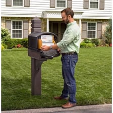 A person arranging to rent a mailbox or office for mail