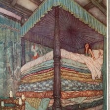 An illustration showing a pea beneath a stack of mattresses