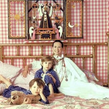 Gloria Vanderbilt and Anderson Cooper pictured together.
