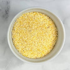 Ground grain meal in a bowl.