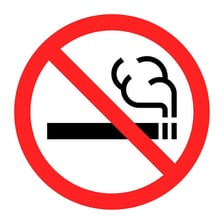 A sign marking a prohibited behavior.
