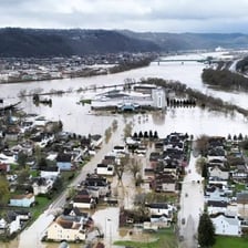 The Ohio River flowing through Wheeling, West Virginia.