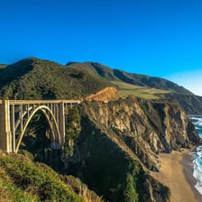 The rugged Pacific coastline and cliffs of Big Sur, California.
