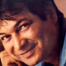 Portrait of Hawaiian singer Don Ho performing