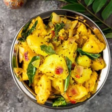 An Indian dish made with potatoes