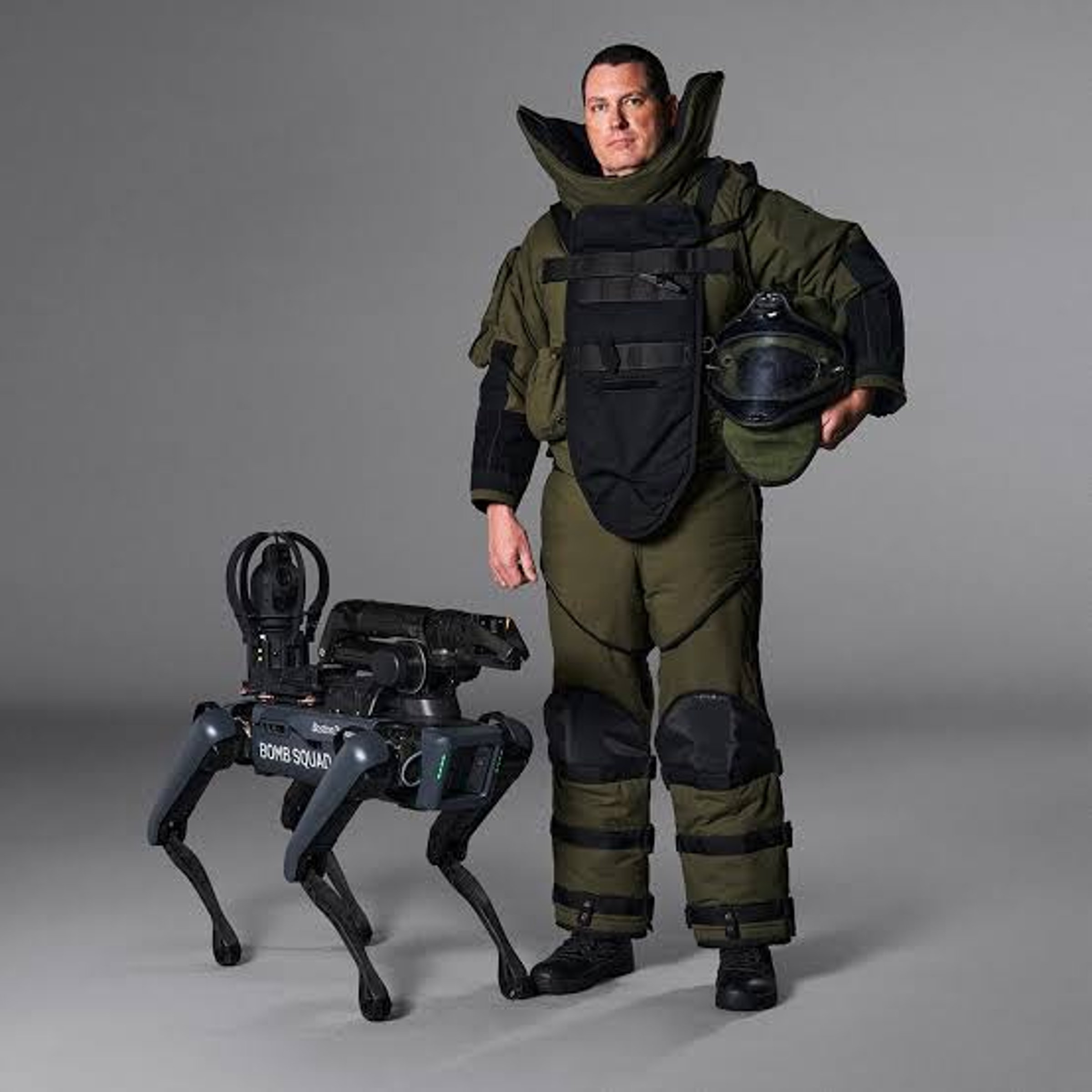 Bomb squad member — LA Times Mini Crossword Answer