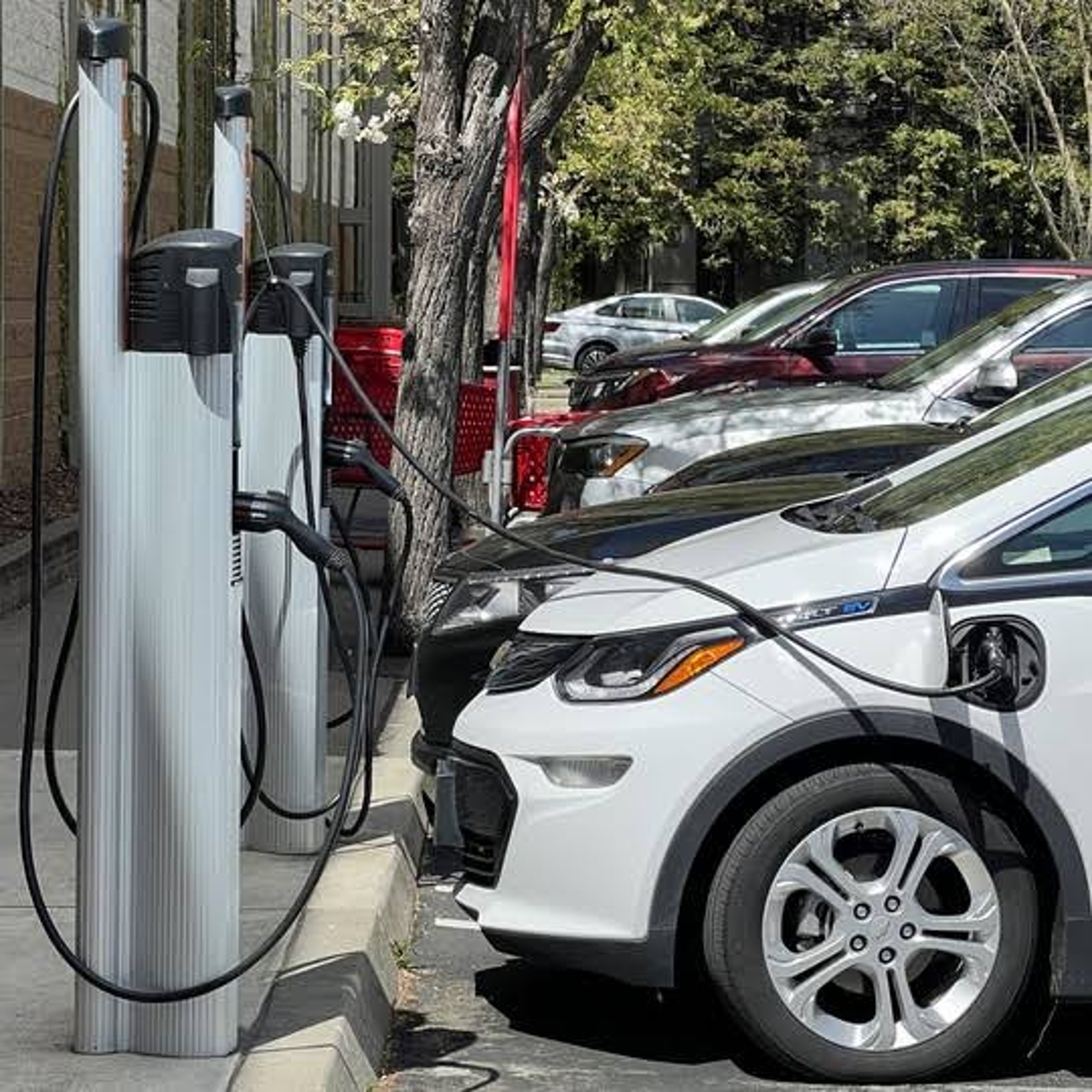 Chargeable autos, for short — LA Times Crossword Answer