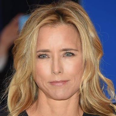 Portrait of American actress Téa Leoni.