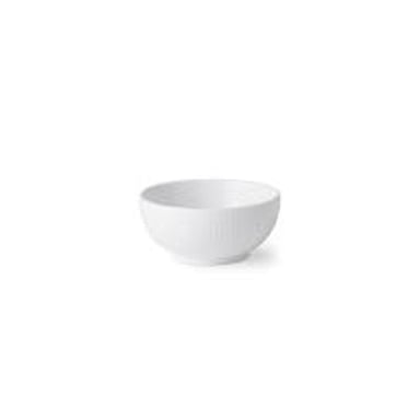 A plain white ceramic bowl without decorative details.
