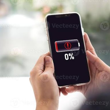 A phone screen showing a battery charge at zero percent.