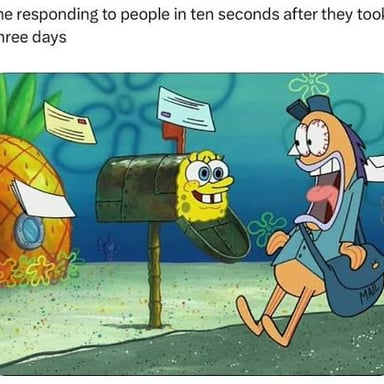 A message exchange illustrating “it me” as a reaction to something relatable.