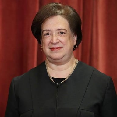 An official portrait of U.S. Supreme Court Justice Elena Kagan.