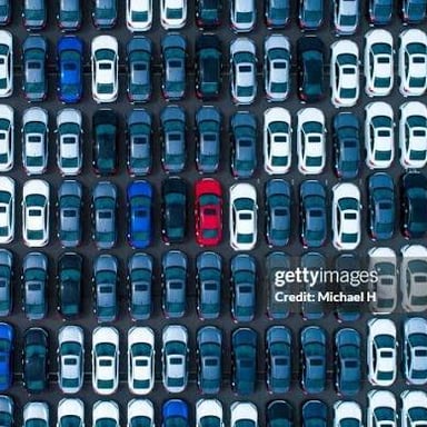 A large quantity of similar objects