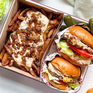 A cheeseburger served by In-N-Out Burger.