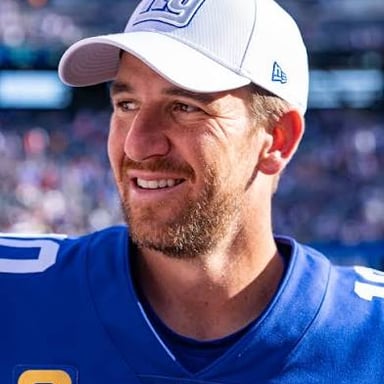 Eli Manning in his New York Giants uniform.