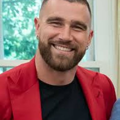 NFL tight end Travis Kelce in a Kansas City Chiefs uniform.