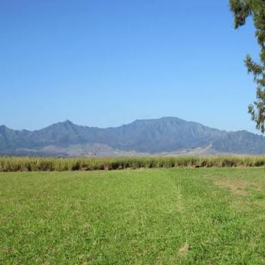Mount Kaʻala rising above the Waianae Range on Oahu, Hawaii.