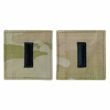 Insignia representing the military rank of lieutenant.
